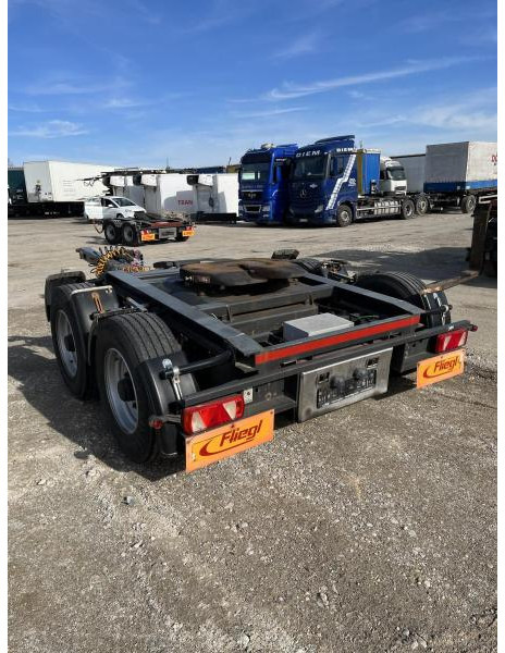 Fliegl Fliegl DOLLY MEGA SDAH Untersetzachse Fliegl DOLLY MEGA SDAH Untersetzachse - Trailer: picture 3 Fliegl Fliegl DOLLY MEGA SDAH Untersetzachse Fliegl DOLLY MEGA SDAH Untersetzachse - Trailer: picture 3