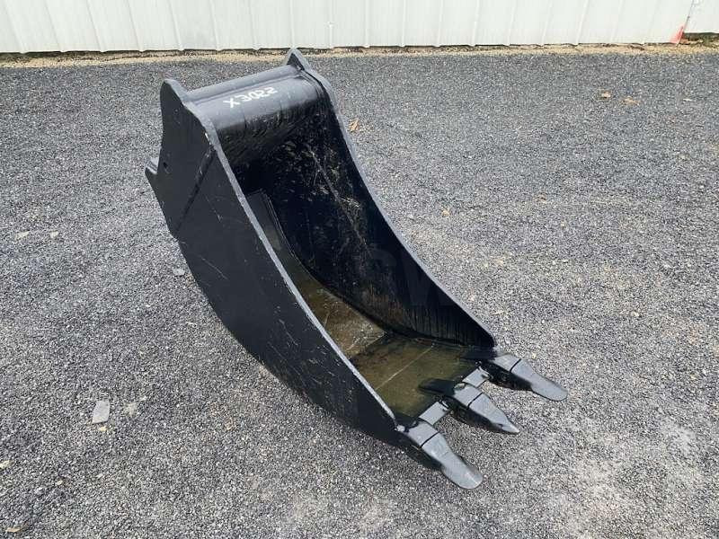 ARDEN EQUIPMENT QA40 / QA41 430mm - Excavator bucket: picture 1 ARDEN EQUIPMENT QA40 / QA41 430mm - Excavator bucket: picture 1