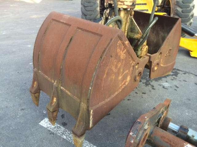 ARDEN EQUIPMENT Terrassement 850mm - Grapple: picture 1 ARDEN EQUIPMENT Terrassement 850mm - Grapple: picture 1