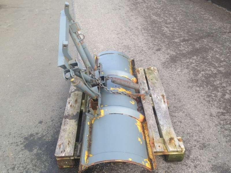 LAME NEIGE POUR PICK UP - Snow plough: picture 2 LAME NEIGE POUR PICK UP - Snow plough: picture 2