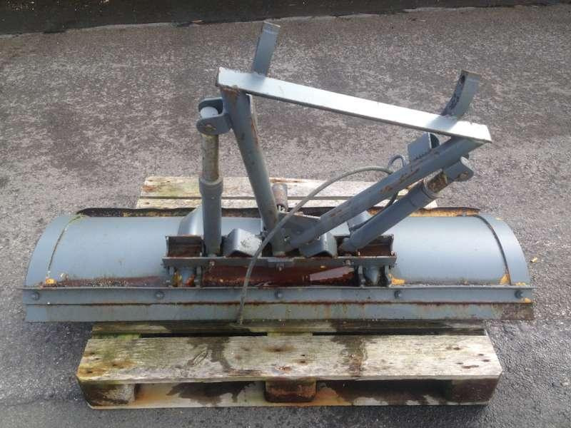 LAME NEIGE POUR PICK UP - Snow plough: picture 4 LAME NEIGE POUR PICK UP - Snow plough: picture 4