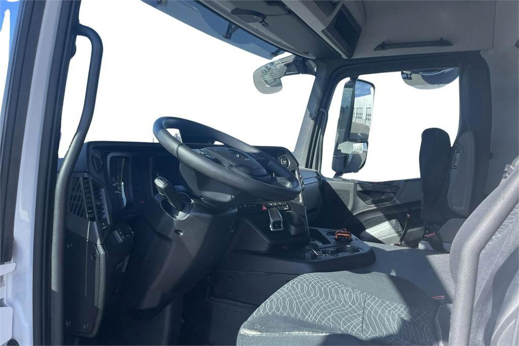 Isothermal truck Mercedes-Benz Actros 1827 4x2 8,7m umpikori+PL nostin: picture 7
