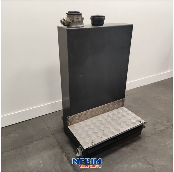 Diversen Diversen - UX0000406 - Hydrauliektank - Spare parts for Truck: picture 3 Diversen Diversen - UX0000406 - Hydrauliektank - Spare parts for Truck: picture 3