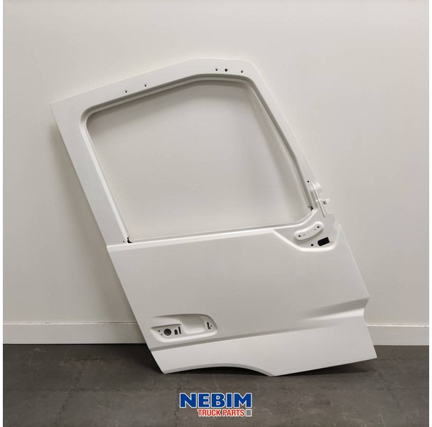 Volvo Volvo - 84235902 - Portierframe rechts FM5 - Spare parts for Truck: picture 1 Volvo Volvo - 84235902 - Portierframe rechts FM5 - Spare parts for Truck: picture 1