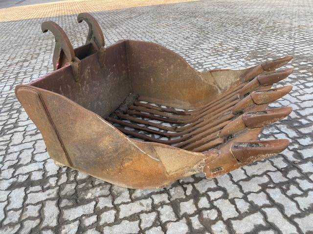 (12005284) 1.25 m Sieblöffel / bucket SMP2 - Attachment for Construction machinery: picture 1 (12005284) 1.25 m Sieblöffel / bucket SMP2 - Attachment for Construction machinery: picture 1