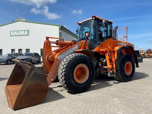 Doosan DL 300-3 (12005349) - Wheel loader: picture 1 Doosan DL 300-3 (12005349) - Wheel loader: picture 1