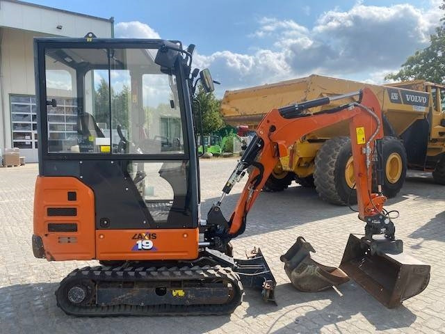 Mini excavator Hitachi ZX 19-6 CR MIETE / RENTAL (12005522): picture 6 Mini excavator Hitachi ZX 19-6 CR MIETE / RENTAL (12005522): picture 6