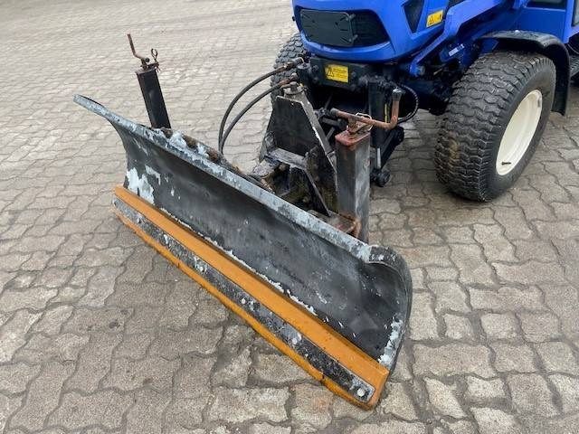 Compact tractor Iseki TM 3267 AHL K (12005269): picture 12 Compact tractor Iseki TM 3267 AHL K (12005269): picture 12