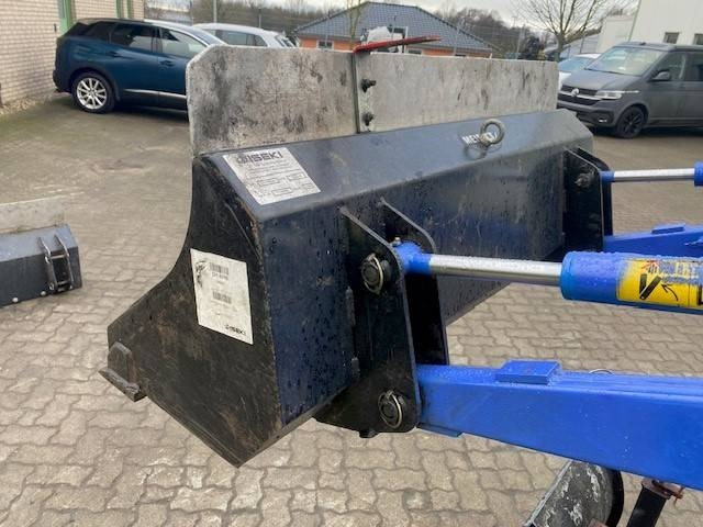 Compact tractor Iseki TM 3267 AHL K (12005269): picture 10 Compact tractor Iseki TM 3267 AHL K (12005269): picture 10