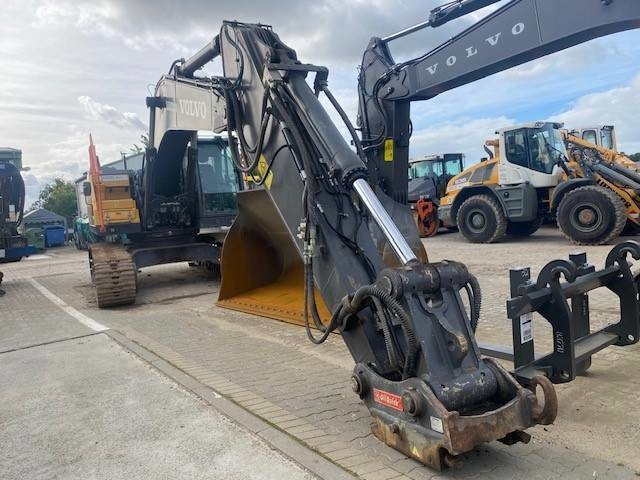 Volvo EC 300 E NL Dig Assist MIETE / RENTAL (12001057) - Crawler excavator: picture 4 Volvo EC 300 E NL Dig Assist MIETE / RENTAL (12001057) - Crawler excavator: picture 4