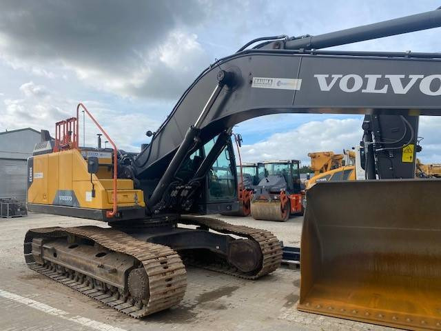 Volvo EC 300 E NL Dig Assist MIETE / RENTAL (12001057) - Crawler excavator: picture 1 Volvo EC 300 E NL Dig Assist MIETE / RENTAL (12001057) - Crawler excavator: picture 1