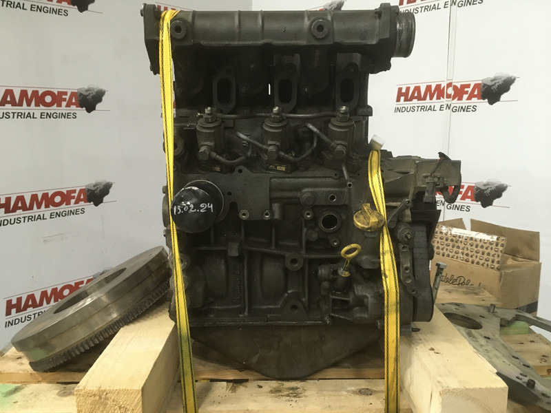 Deutz D2011L03 FOR PARTS - Construction machinery: picture 2 Deutz D2011L03 FOR PARTS - Construction machinery: picture 2