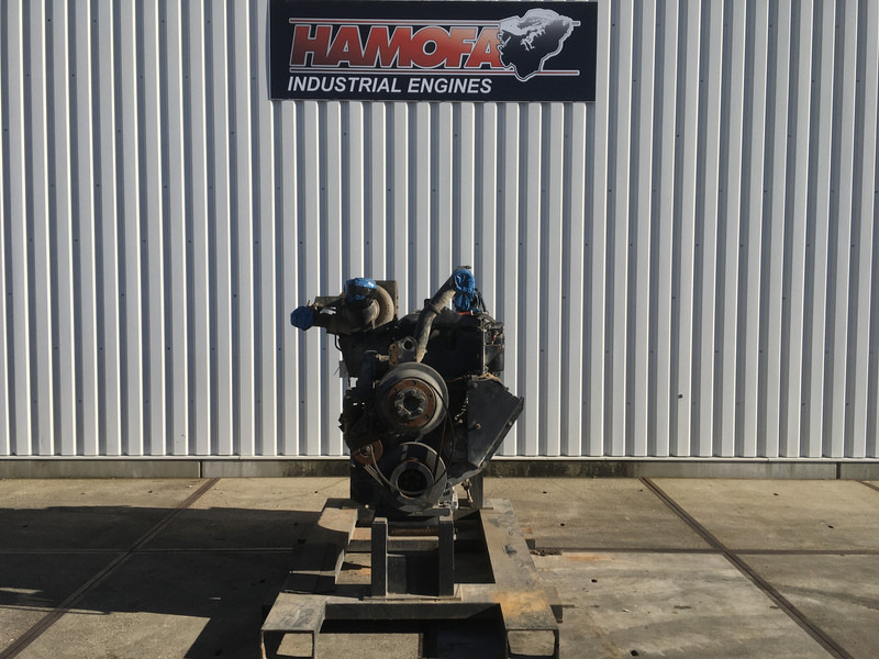 Komatsu SAA6D170E-3 FOR PARTS - Construction machinery: picture 4 Komatsu SAA6D170E-3 FOR PARTS - Construction machinery: picture 4