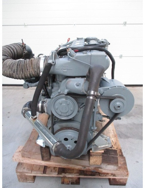 MAN D2866 LE102 USED - Construction machinery: picture 2 MAN D2866 LE102 USED - Construction machinery: picture 2