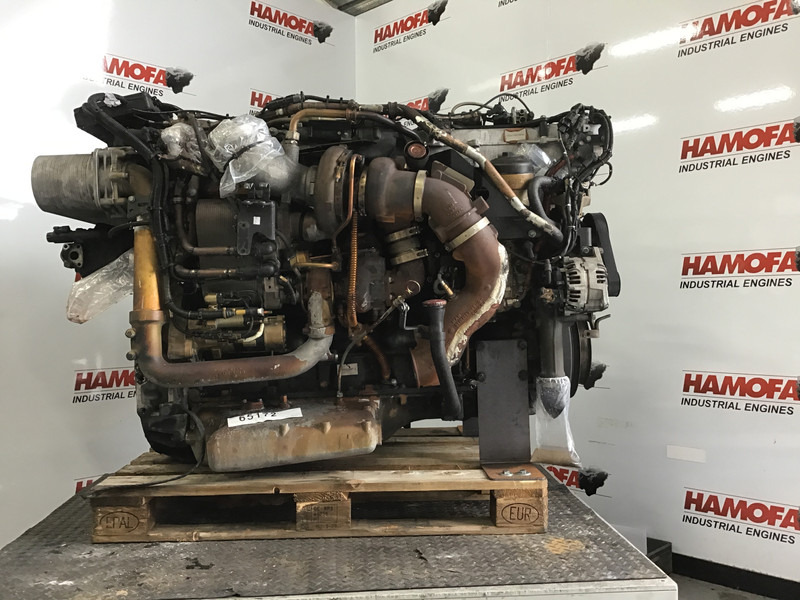 MAN D2066 LOH26 USED - Engine for Construction machinery: picture 3 MAN D2066 LOH26 USED - Engine for Construction machinery: picture 3
