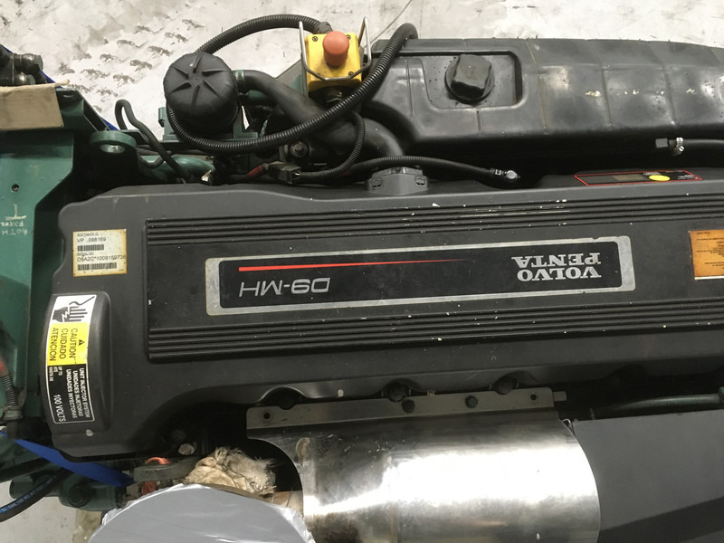 Volvo D9A2C D9-425 USED - Engine for Construction machinery: picture 5 Volvo D9A2C D9-425 USED - Engine for Construction machinery: picture 5
