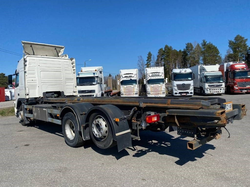 Volvo FM 13  - Container transporter/ Swap body truck: picture 3 Volvo FM 13  - Container transporter/ Swap body truck: picture 3