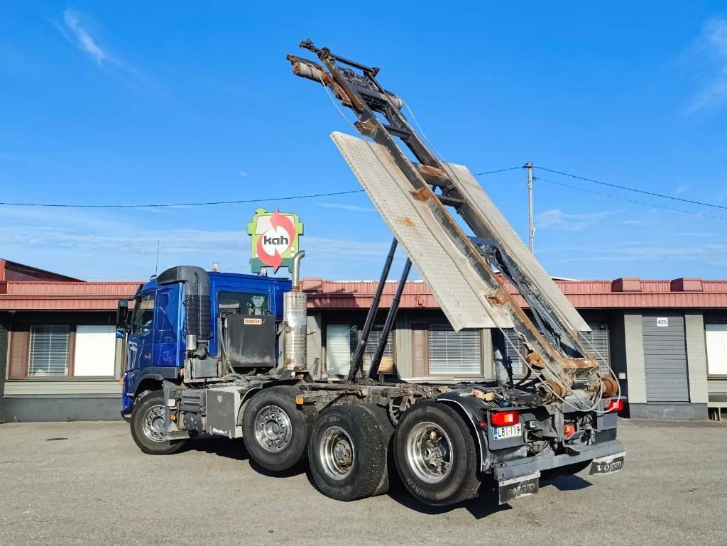 Volvo FM 460 - Skip loader truck: picture 3 Volvo FM 460 - Skip loader truck: picture 3