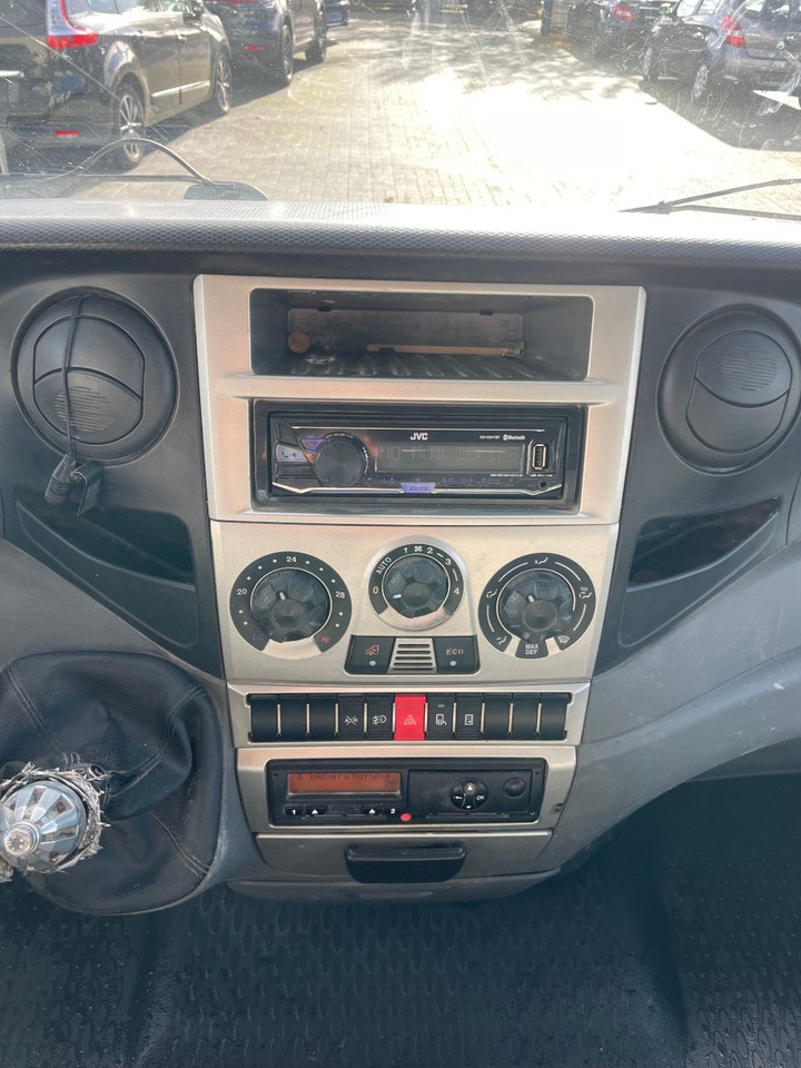 Iveco Daily 35S14 Pritsche, DoKa, Klima on lease Iveco Daily 35S14 Pritsche, DoKa, Klima: picture 12 Iveco Daily 35S14 Pritsche, DoKa, Klima on lease Iveco Daily 35S14 Pritsche, DoKa, Klima: picture 12