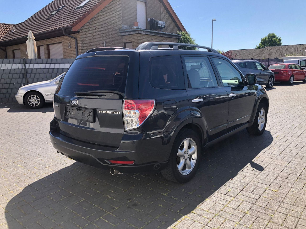 Subaru Forester 2.0i 4X4 mit Untersetzung, LPG-Autogas - SUV: picture 2 Subaru Forester 2.0i 4X4 mit Untersetzung, LPG-Autogas - SUV: picture 2