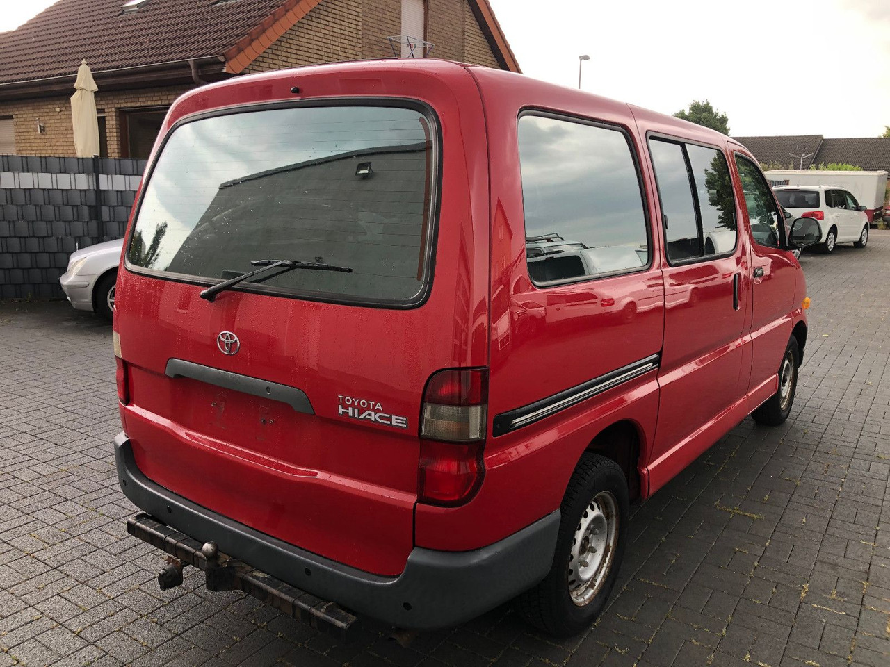 Toyota Hiace 2.7 i Benziner, 9-Sitzer, 1. Hand - Passenger van: picture 2 Toyota Hiace 2.7 i Benziner, 9-Sitzer, 1. Hand - Passenger van: picture 2