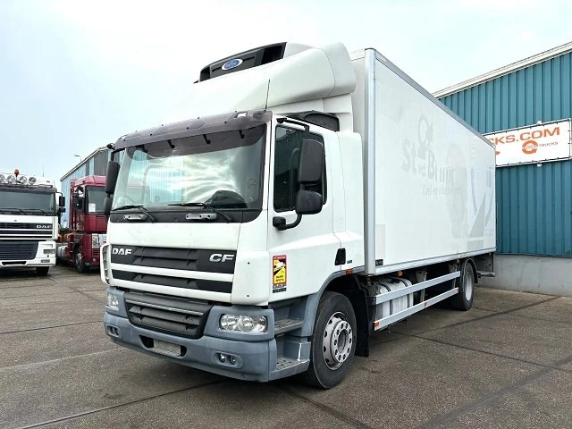 DAF CF 65.250 COOLING TRUCK WITH CARRIER D/E COOLER (EURO 5 / AS-TRONIC / 2.500 KG. LOADING PLATFORM) - Isothermal truck: picture 1 DAF CF 65.250 COOLING TRUCK WITH CARRIER D/E COOLER (EURO 5 / AS-TRONIC / 2.500 KG. LOADING PLATFORM) - Isothermal truck: picture 1