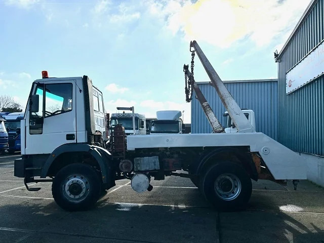 Iveco Eurocargo 135E23WR 4x4 FULL STEEL PORTAL CONTAINER (EURO 2 / ZF MANUAL GEARBOX / REDUCTION AXLES / FULL STEEL SUSPENSION) - Skip loader truck: picture 5 Iveco Eurocargo 135E23WR 4x4 FULL STEEL PORTAL CONTAINER (EURO 2 / ZF MANUAL GEARBOX / REDUCTION AXLES / FULL STEEL SUSPENSION) - Skip loader truck: picture 5