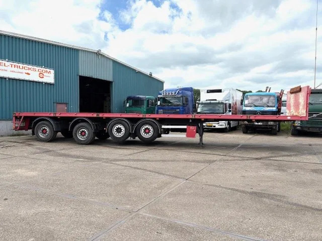 Kwb P-504-STI-H 4-AXLE FLATBED TRAILER (SAF AXLES / 2x STEERING AXLE / 2x LIFT-AXLE / ABS-EBS) - Dropside/ Flatbed semi-trailer: picture 4 Kwb P-504-STI-H 4-AXLE FLATBED TRAILER (SAF AXLES / 2x STEERING AXLE / 2x LIFT-AXLE / ABS-EBS) - Dropside/ Flatbed semi-trailer: picture 4