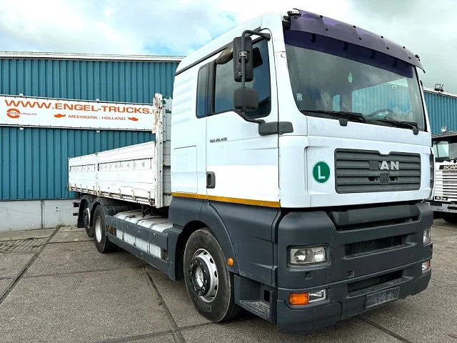 MAN TGA 26.410 XL 6x2 KIPPER (6-CILINDER HEADS) (ZF16 MANUAL GEARBOX / LIFT-AXLE / HYDRAULIC KIT / AIRCONDITIONING) - Tipper: picture 2 MAN TGA 26.410 XL 6x2 KIPPER (6-CILINDER HEADS) (ZF16 MANUAL GEARBOX / LIFT-AXLE / HYDRAULIC KIT / AIRCONDITIONING) - Tipper: picture 2