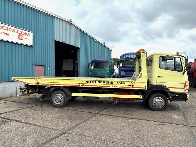 Mercedes-Benz LK 817 AUTO TRANSPORTER (6-CILINDER / FULL STEEL SUSPENSION / MANUAL GEARBOX / WINCH / ETC.) - Autotransporter truck: picture 5 Mercedes-Benz LK 817 AUTO TRANSPORTER (6-CILINDER / FULL STEEL SUSPENSION / MANUAL GEARBOX / WINCH / ETC.) - Autotransporter truck: picture 5