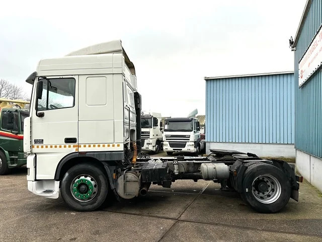 DAF 95.430 XF SPACECAB (EURO 2 / ZF16 MANUAL GEARBOX / ZF-INTARDER / AIRCONDITIONING) - Tractor unit: picture 2 DAF 95.430 XF SPACECAB (EURO 2 / ZF16 MANUAL GEARBOX / ZF-INTARDER / AIRCONDITIONING) - Tractor unit: picture 2