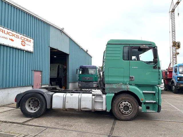 MAN TGA 18.460 FLT XL (6-CILINDER HEADS / ZF16 MANUAL GEARBOX / ZF-INTARDER / AIRCONDITIONING) - Tractor unit: picture 4 MAN TGA 18.460 FLT XL (6-CILINDER HEADS / ZF16 MANUAL GEARBOX / ZF-INTARDER / AIRCONDITIONING) - Tractor unit: picture 4