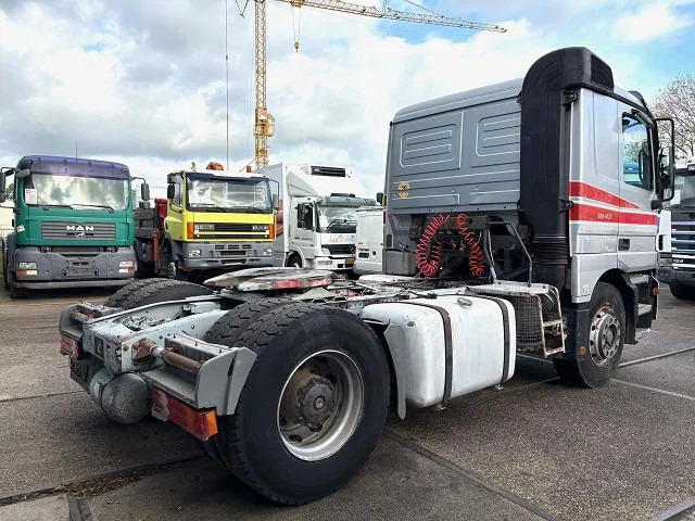 Mercedes-Benz Actros 1843 LS SLEEPERCAB (MP1) (ZF16 MANUAL GEARBOX / REDUCTION AXLES / AIRCONDITIONING / ETC.) - Tractor unit: picture 3 Mercedes-Benz Actros 1843 LS SLEEPERCAB (MP1) (ZF16 MANUAL GEARBOX / REDUCTION AXLES / AIRCONDITIONING / ETC.) - Tractor unit: picture 3
