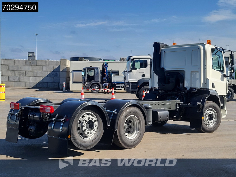 DAF CF 300 6X2 Lift/Steering Axle ACC Euro 6 - Cab chassis truck: picture 5 DAF CF 300 6X2 Lift/Steering Axle ACC Euro 6 - Cab chassis truck: picture 5