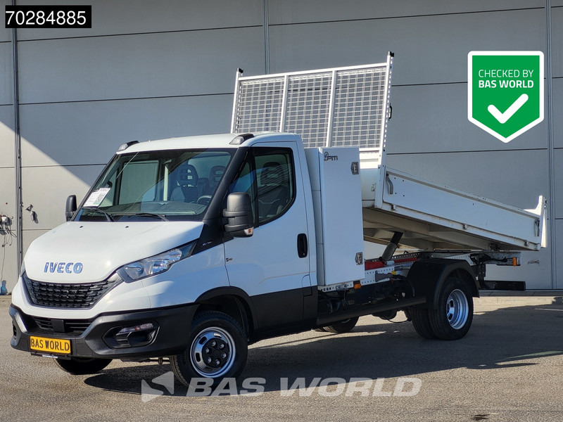 Iveco Daily 35C16 3.0L Open Laadbak met Kist Dubbellucht 3,5t Trekhaak Airco Cruise Euro6 Pritsche Pickup Open Box 2m3 A/C Towbar Cruise con - Flatbed van: picture 1 Iveco Daily 35C16 3.0L Open Laadbak met Kist Dubbellucht 3,5t Trekhaak Airco Cruise Euro6 Pritsche Pickup Open Box 2m3 A/C Towbar Cruise con - Flatbed van: picture 1