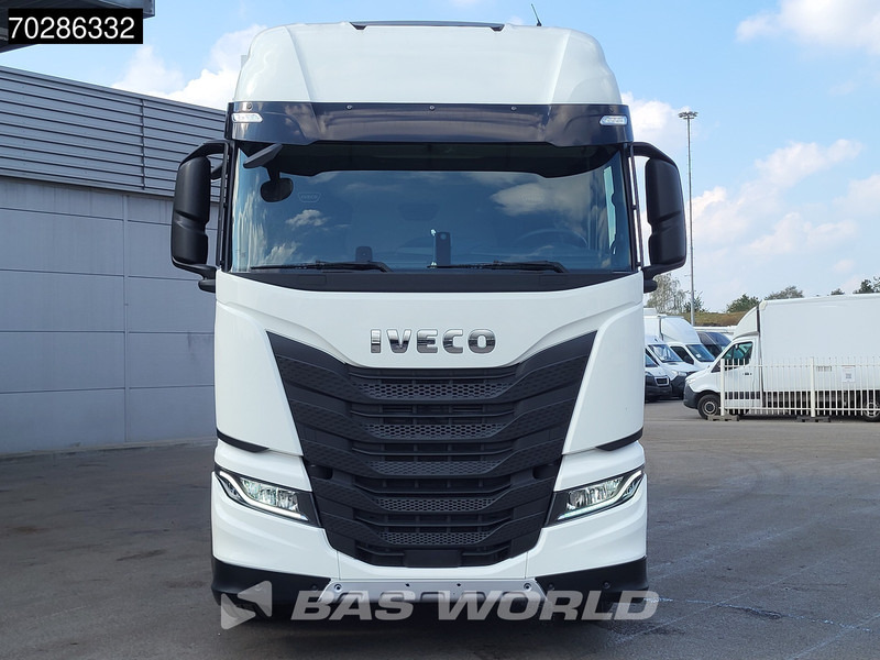 New Box truck Iveco S-Way 490 6X2 NEW! 2000kg Ladebordwand Retarder Lift+Steering-Axle Navi LED: picture 6 New Box truck Iveco S-Way 490 6X2 NEW! 2000kg Ladebordwand Retarder Lift+Steering-Axle Navi LED: picture 6