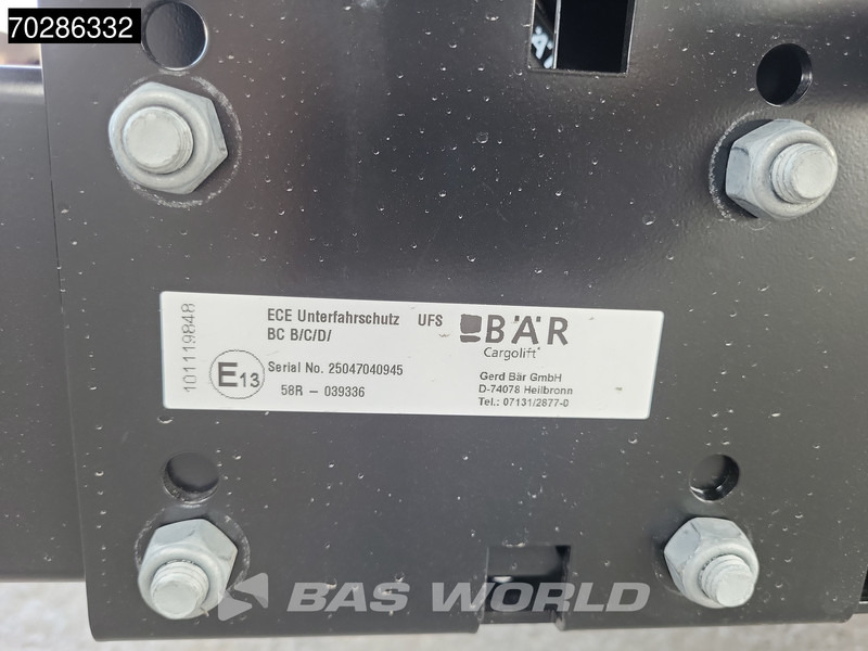 New Box truck Iveco S-Way 490 6X2 NEW! 2000kg Ladebordwand Retarder Lift+Steering-Axle Navi LED: picture 17 New Box truck Iveco S-Way 490 6X2 NEW! 2000kg Ladebordwand Retarder Lift+Steering-Axle Navi LED: picture 17