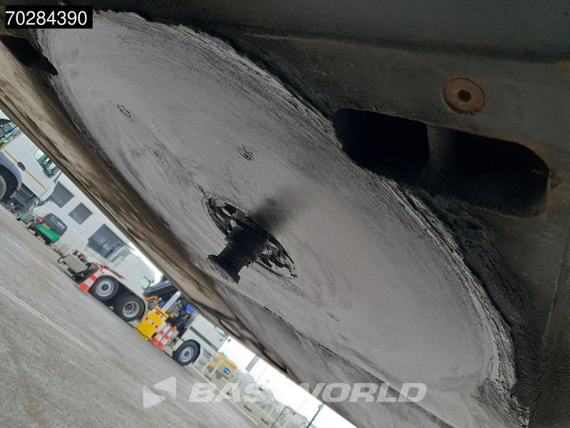 Refrigerator semi-trailer Krone Carrier Vector 1950Mt 3 axles TÜV 01/26 Doppelverdampfer Doppelstock Blumenbreit Schiebewand: picture 14 Refrigerator semi-trailer Krone Carrier Vector 1950Mt 3 axles TÜV 01/26 Doppelverdampfer Doppelstock Blumenbreit Schiebewand: picture 14