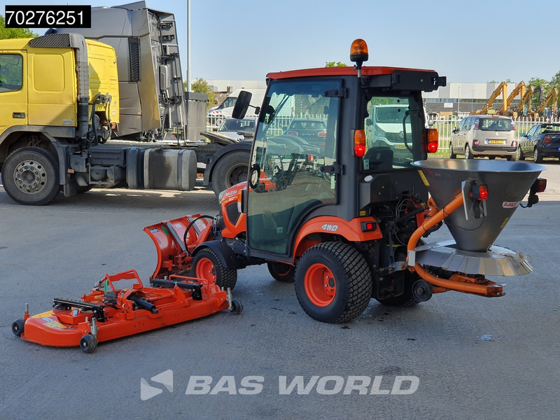 Kubota BX231 D-C C10 4X4 4x4 - INCL ATTACHMENTS - Farm tractor: picture 2 Kubota BX231 D-C C10 4X4 4x4 - INCL ATTACHMENTS - Farm tractor: picture 2