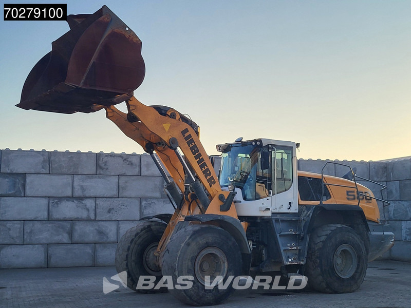 Liebherr L580 - Wheel loader: picture 2 Liebherr L580 - Wheel loader: picture 2
