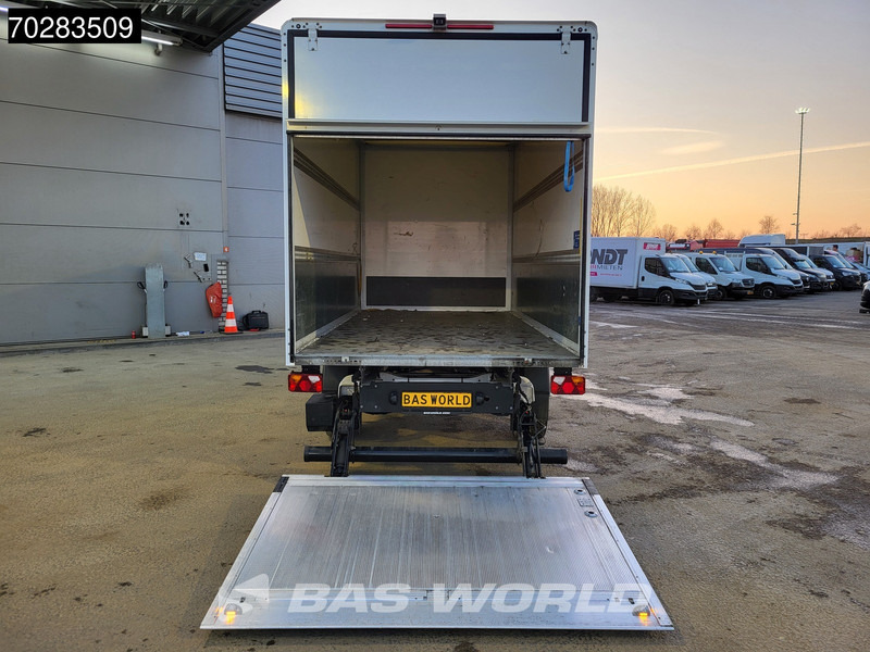 MAN TGE 3.180 Automaat Laadklep Bakwagen Airco Camera Meubelbak Koffer 19m3 A/C - Box van: picture 3 MAN TGE 3.180 Automaat Laadklep Bakwagen Airco Camera Meubelbak Koffer 19m3 A/C - Box van: picture 3