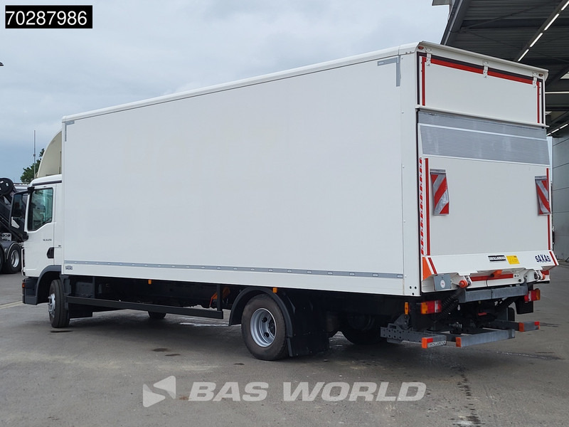 MAN TGL 12.250 4X2 12tonner LOW Mileage 1500kg Ladebordwand Automatic Euro 6 - Box truck: picture 2 MAN TGL 12.250 4X2 12tonner LOW Mileage 1500kg Ladebordwand Automatic Euro 6 - Box truck: picture 2