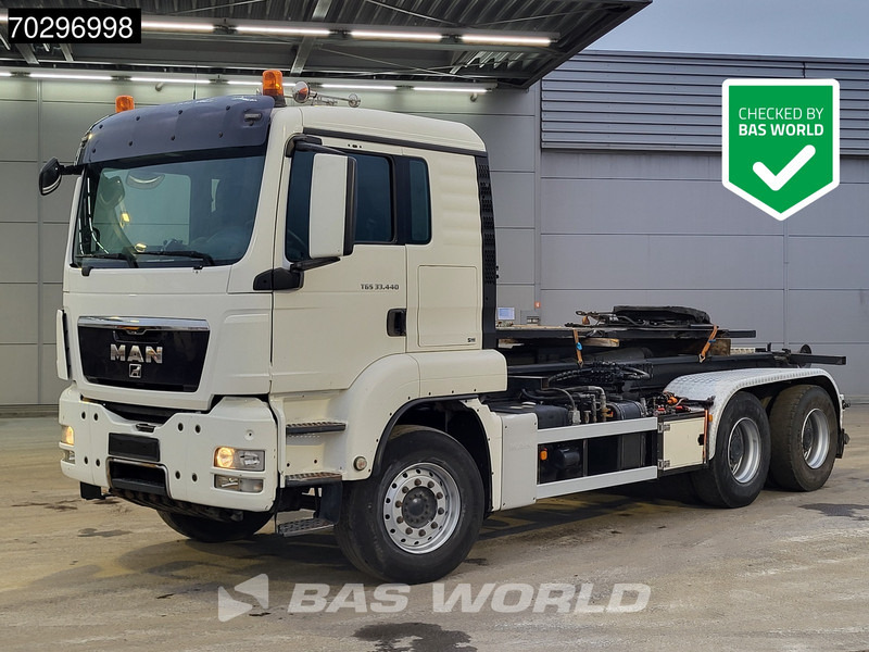 MAN TGS 33.440 6X4 AJK hooklift with 5th wheel Wechselsystem Manual Big-Axle Euro 5 - Hook lift truck: picture 1 MAN TGS 33.440 6X4 AJK hooklift with 5th wheel Wechselsystem Manual Big-Axle Euro 5 - Hook lift truck: picture 1