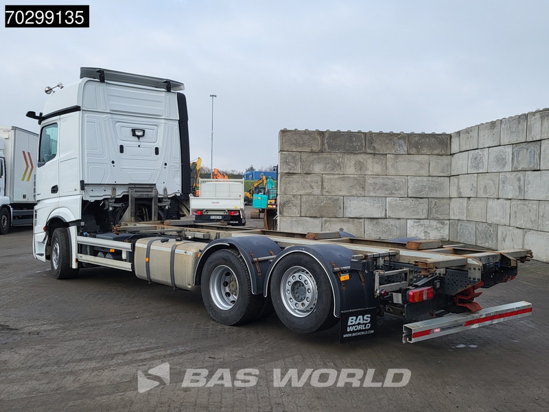 Mercedes-Benz Actros 2553 Actros 6X2 Full Air Retarder Lift Axle Euro 6 - Container transporter/ Swap body truck: picture 2 Mercedes-Benz Actros 2553 Actros 6X2 Full Air Retarder Lift Axle Euro 6 - Container transporter/ Swap body truck: picture 2