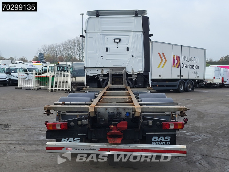 Mercedes-Benz Actros 2553 Actros 6X2 Full Air Retarder Lift Axle Euro 6 - Container transporter/ Swap body truck: picture 3 Mercedes-Benz Actros 2553 Actros 6X2 Full Air Retarder Lift Axle Euro 6 - Container transporter/ Swap body truck: picture 3