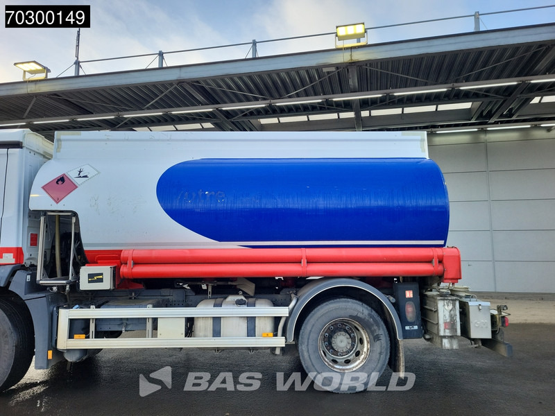 Mercedes-Benz Antos 1824 4X2 13.500Liter Fuel tanker ADR Automatic Euro 6 - Tank truck: picture 3 Mercedes-Benz Antos 1824 4X2 13.500Liter Fuel tanker ADR Automatic Euro 6 - Tank truck: picture 3