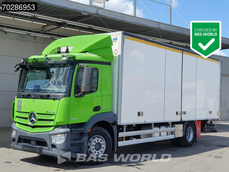 Mercedes-Benz Antos 1827 Antos 4X2 18tonner 2000kg Ladebordwand Xenon Euro 6 - Box truck: picture 1 Mercedes-Benz Antos 1827 Antos 4X2 18tonner 2000kg Ladebordwand Xenon Euro 6 - Box truck: picture 1