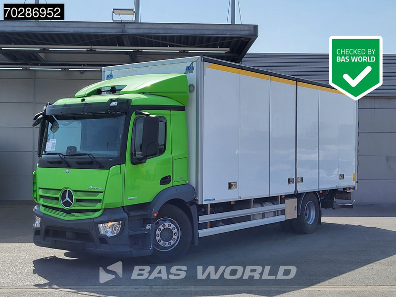 Mercedes-Benz Antos 1827 Antos 4X2 19tonner 2tons Tailgate Automatic Xenon Euro 6 - Box truck: picture 1 Mercedes-Benz Antos 1827 Antos 4X2 19tonner 2tons Tailgate Automatic Xenon Euro 6 - Box truck: picture 1