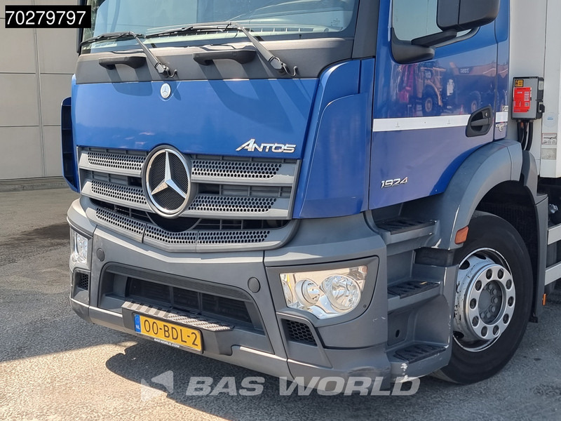 Refrigerator truck Mercedes-Benz Antos 1924 4X2 NL-Truck FrigoBlock FK 35I-E Ladebordwand Euro 6: picture 8