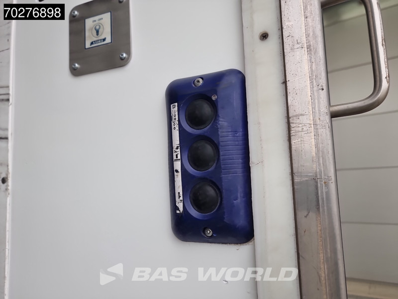 Refrigerator truck Mercedes-Benz Antos 2746 6X2 Carrier Supra 1250 Silent Mt ladebordwand Lift+Lenkachse Euro 6: picture 16